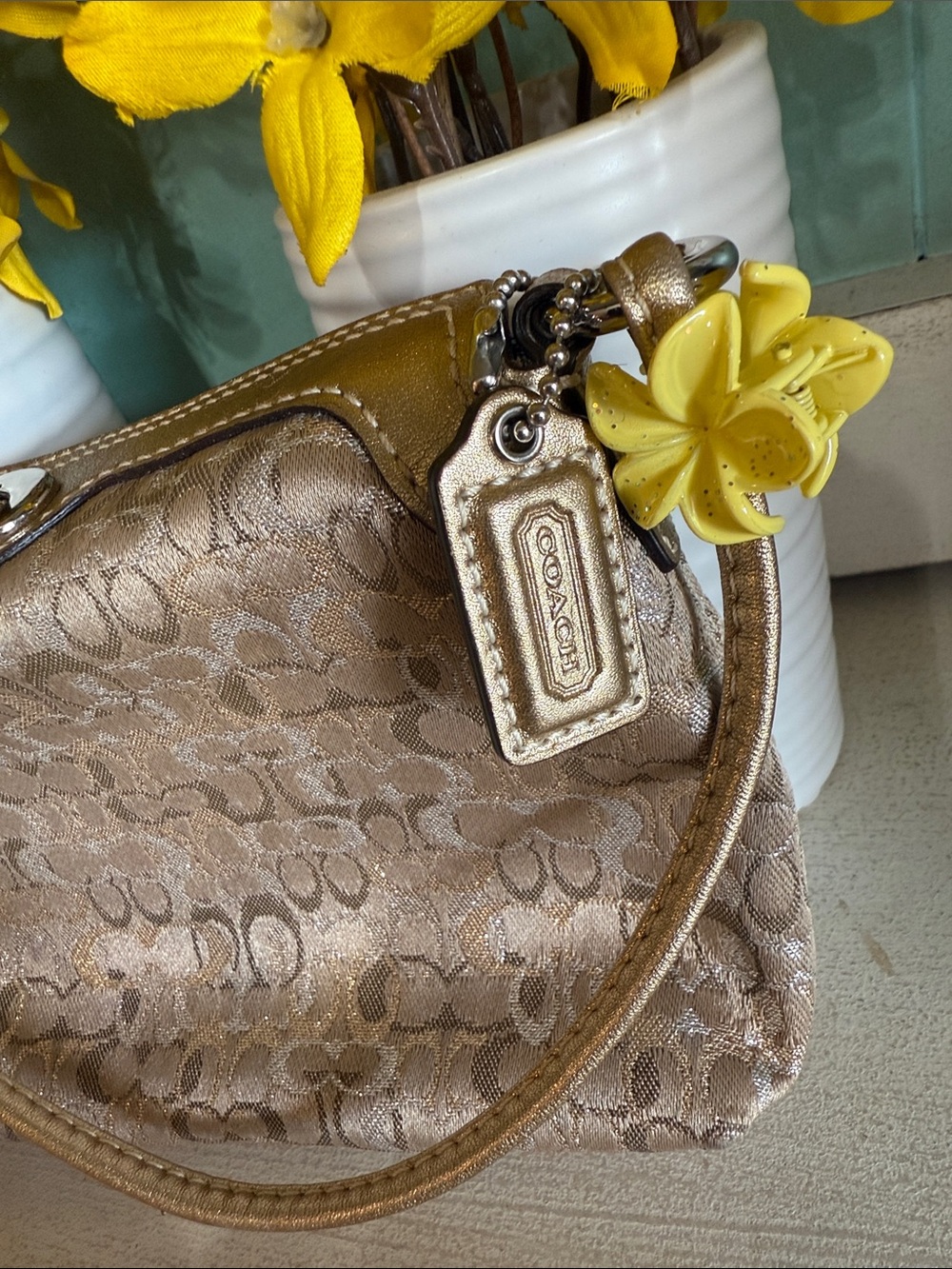 Coach y2k Gold Signature Jacquard Shoulder Bag with Floral Charm - Picture 5 of 14